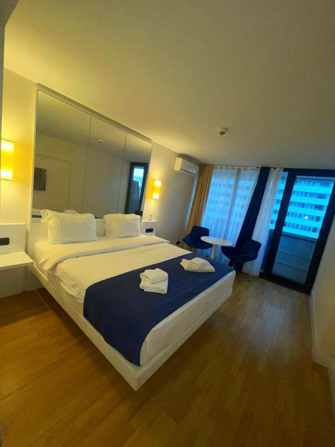 Black Sea Aparthotel Orbi City Батуми Екстериор снимка